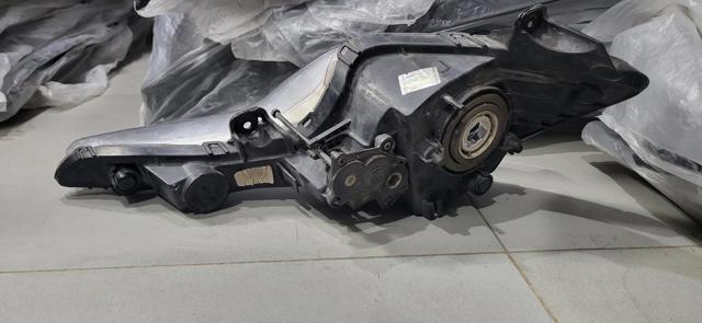 Противотуманная фара левая 922013S210 HYUNDAI