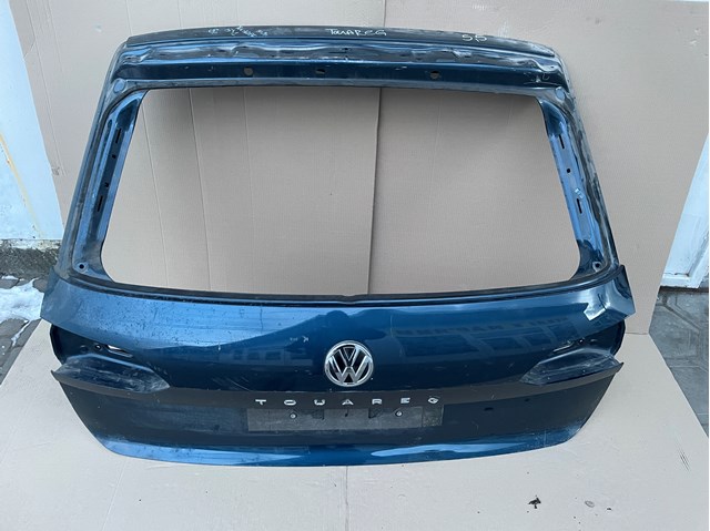 Дверь задняя багажная 760827025E VAG
