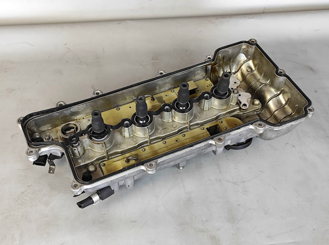 HYUNDAI 224102B620 Крышка клапанная в наличии Павлоград