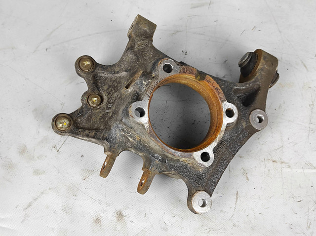 Цапфа поворотная правая 52720C5200 HYUNDAI
