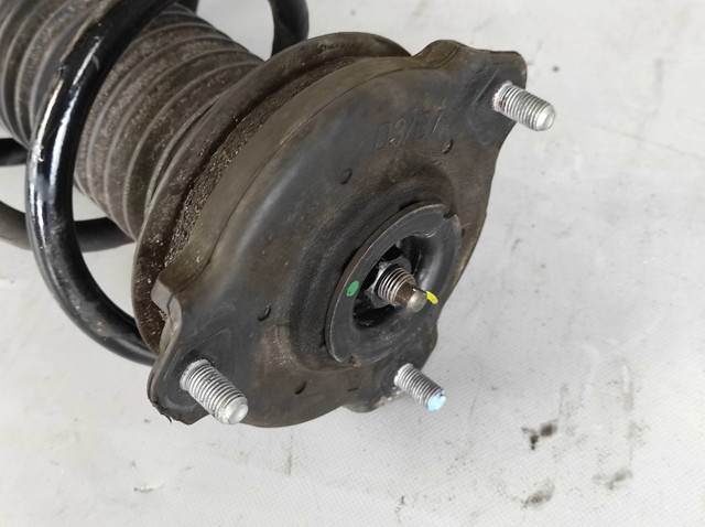 54660F1010 Амортизатор передний правый купить Чернигов