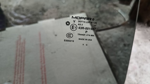 Окно задней двери 68104622AB CHRYSLER