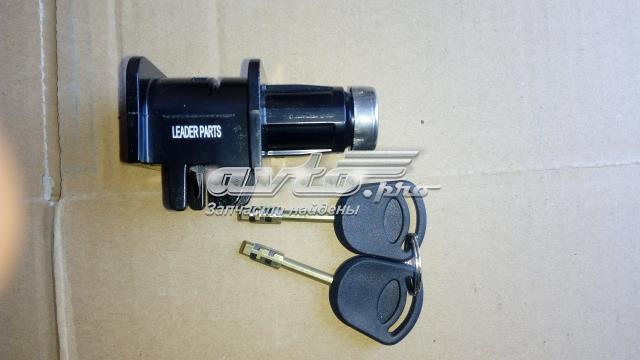 FORD 4060636 Личинка замка капота в наличии Днепр