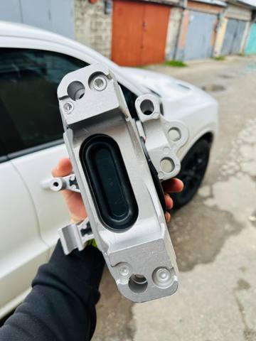 Подушка мотора правая 68192832AD MARKET (OEM)