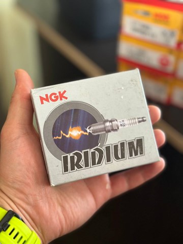 SILZKR7B11 NGK Свеча зажигания купить в Ровно