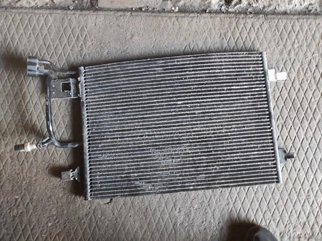 Радиатор кондиционера 8D0260401G