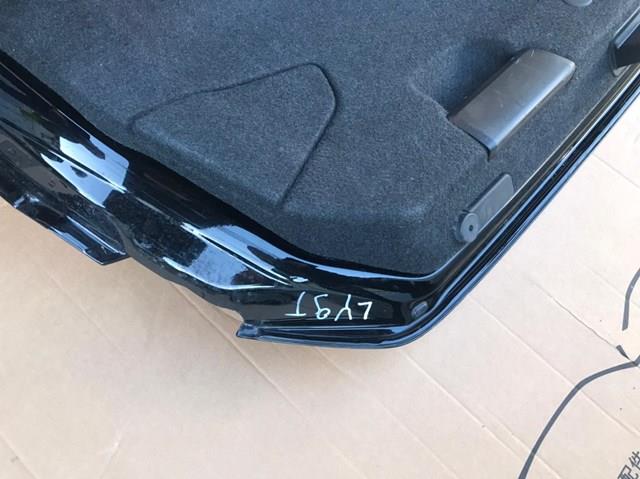 Крышка багажника 8W6827025E VAG