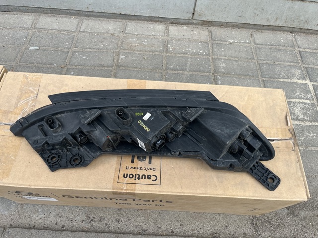 HYUNDAI 92207J9000 Фара дневного света левая в наличии Кривой Рог