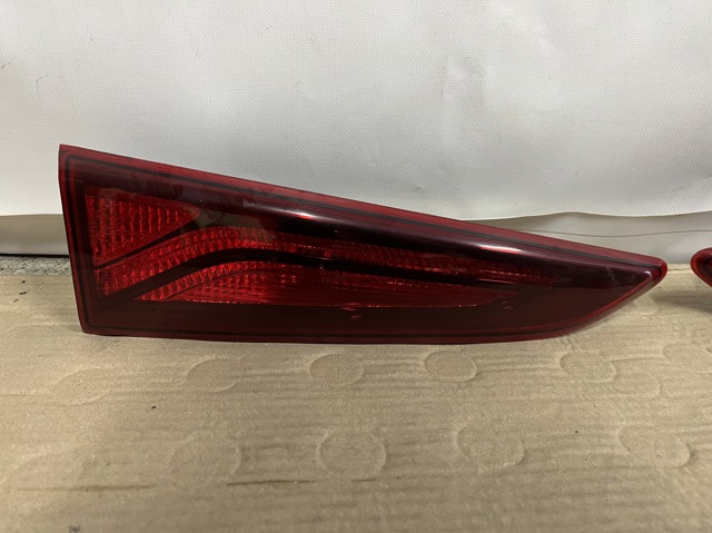 HYUNDAI 92403J9000 Фонарь задний левый внутренний в наличии Черкассы