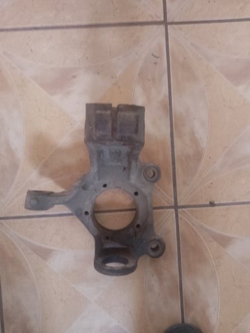 4771457 FORD Цапфа (поворотный кулак) передний левый купить в Кривой Рог