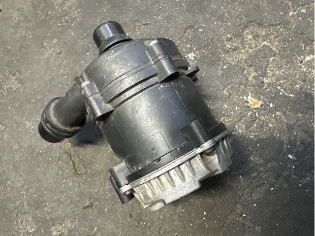 BMW 11518638237 Дополнительная помпа в наличии Винница