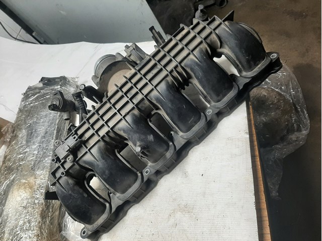 BMW 11617576911 Впускной коллектор в наличии Полтава
