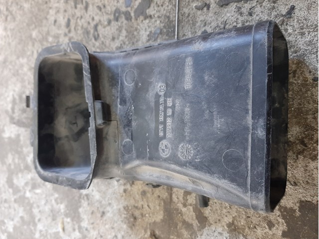 Воздухозаборник 13717577471 BMW