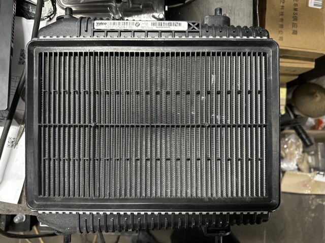 BMW 17118095285 Радиатор охлаждения двигателя дополнительный в наличии Черновцы