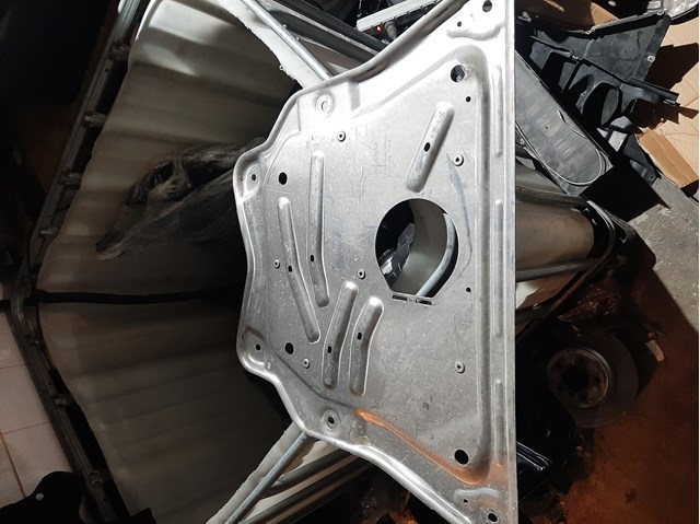 Передняя защита картера 31116853814 BMW