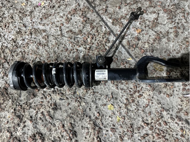 Амортизаторная стойка передняя левая 31316798151 BMW