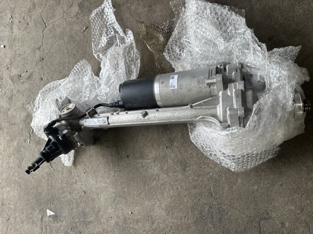Рейка рулевая 32105A1AC40 BMW