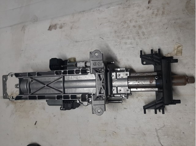 Колонка рулевая 32306894879 BMW