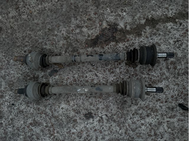 Полуось задняя, левая 33207577507 BMW
