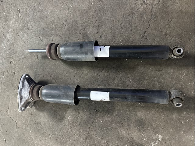 Амортизатор задней подвески 37126874513 BMW