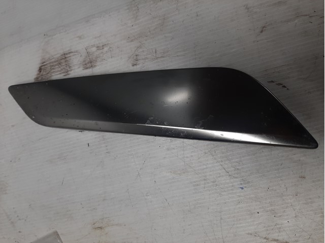Молдинг переднего правого крыла 51137349594 BMW