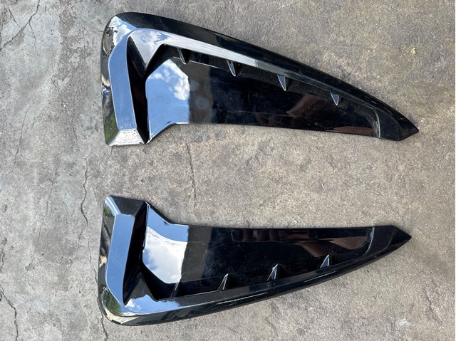 BMW 51138056343 Накладка крыла переднего левого в наличии Павлоград