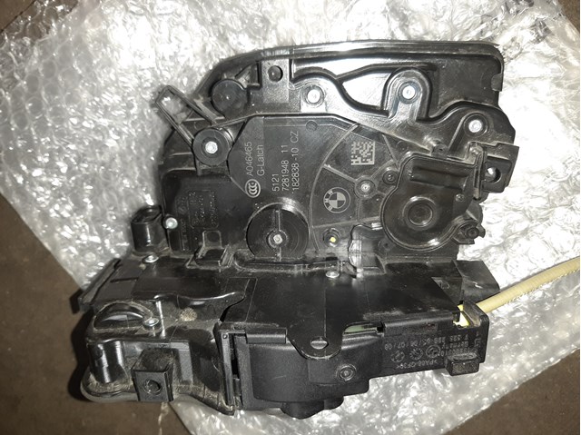 Замок передней пассажирской двери 51217281948 BMW