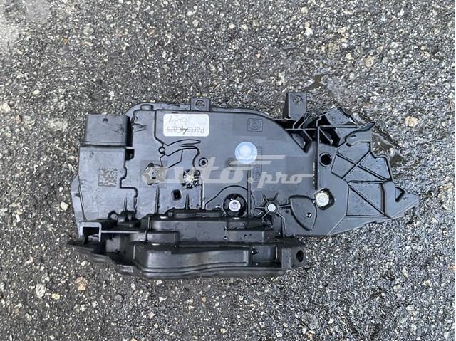 Замок двери задней правой 51227445046 BMW