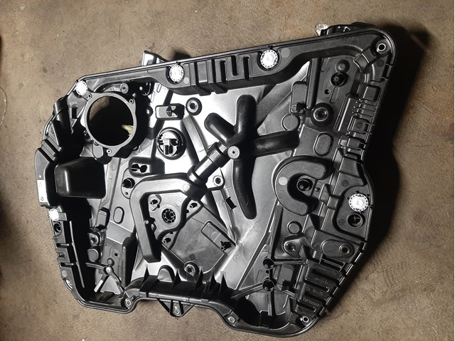 Механизм стеклоподъемника двери передней, правой 51337498148 BMW