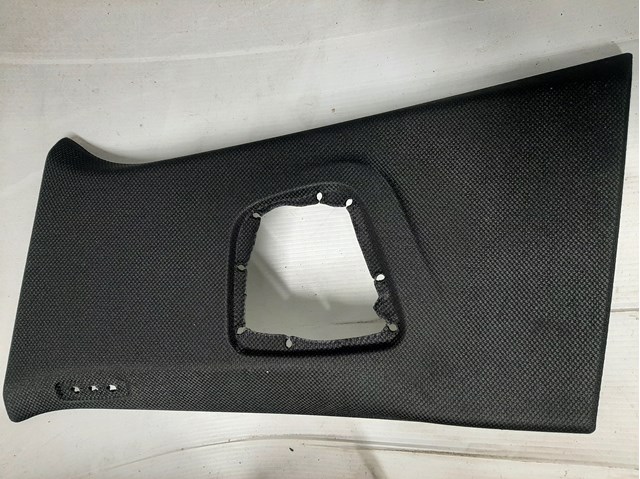 Обшивка стойки кузова внутренняя, средняя левая 51438065025 BMW