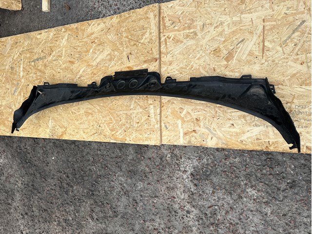 Жабо 51717285920 BMW
