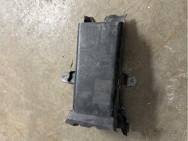 51747383851 BMW Воздуховод тормозного диска левый купить в Николаев