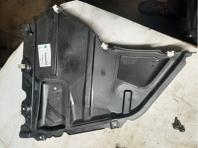 Защита бампера переднего, левая 51758065821 BMW