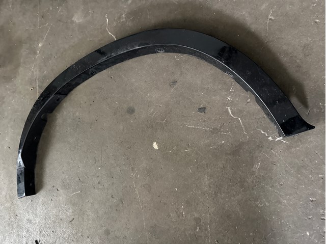 Расширитель задней арки колеса, правый 51778065898 BMW