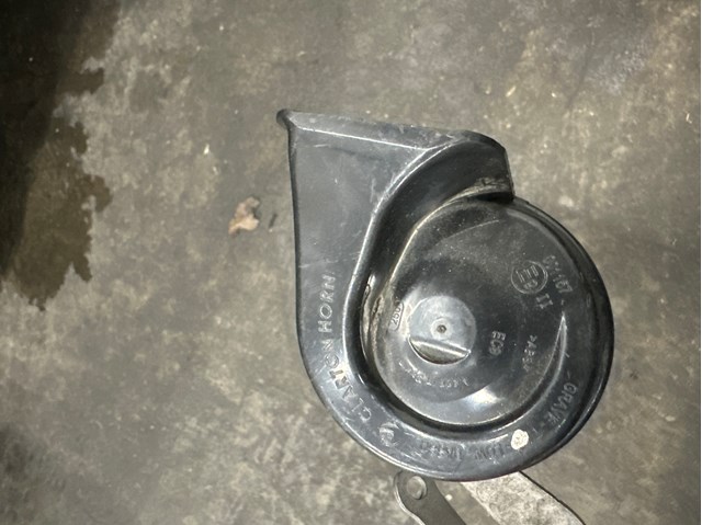 Сигнал звуковой 8W0951221 VAG