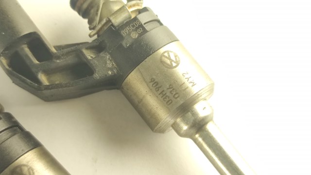 VAG 03H906036 Форсунка впрыска топлива в наличии Хмельницкий
