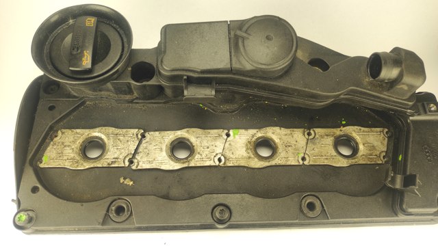 Крышка клапанная 03L103469A VAG