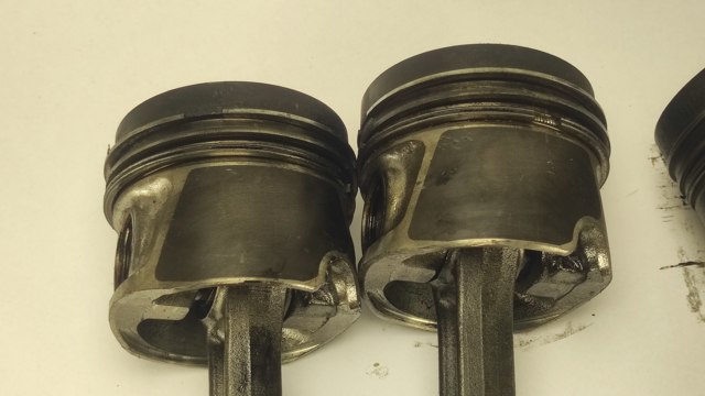 03L107065N VAG Поршень в комплекте на 1 цилиндр, STD купить в Черкассы