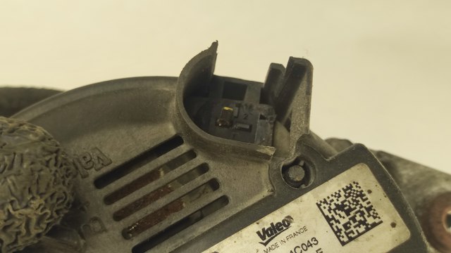 VAG 03L903023L Генератор в наличии Кривой Рог