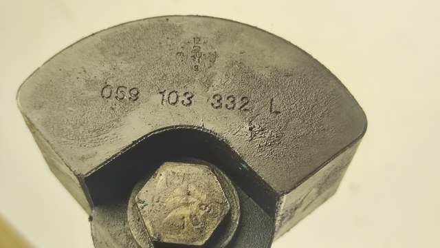 VAG 059103273AA в наличии Хмельницкий