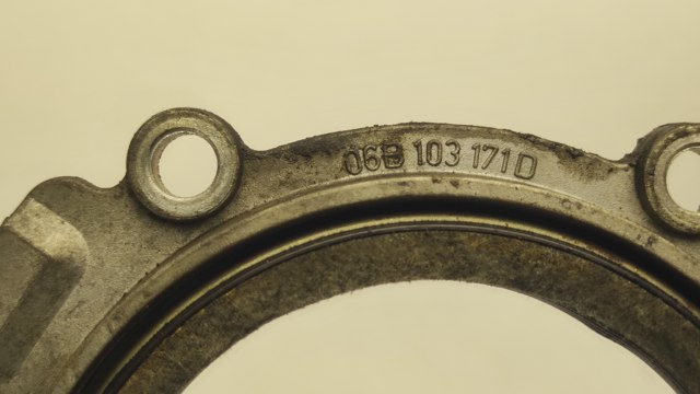 VAG 06B103171D Сальник коленвала двигателя задний в наличии Сумы