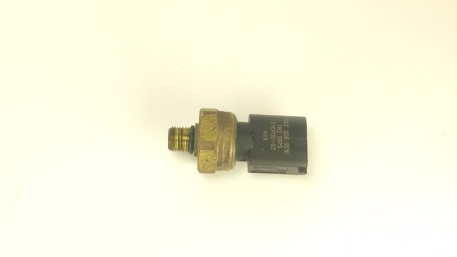 Датчик давления топлива 06E906051E VAG