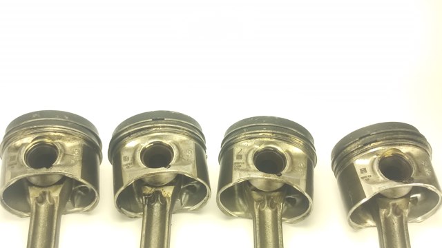 Поршня на 1 цилиндр, STD 11257803033 BMW
