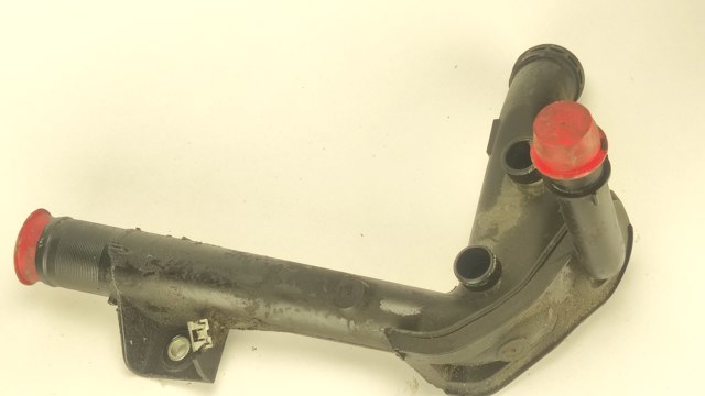 RENAULT 210473766R Фланец системы охлаждения (тройник) в наличии Ужгород