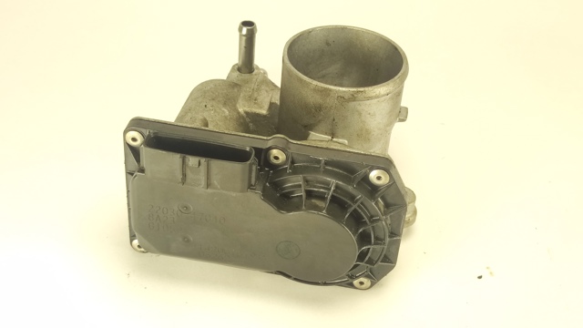 Заслонка воздушная 2203047040 TOYOTA