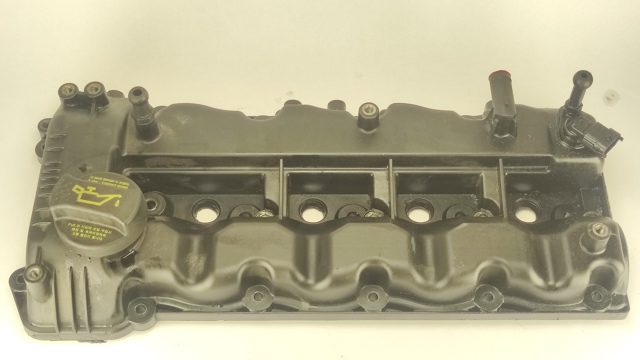 Крышка клапанная 224102A700 HYUNDAI