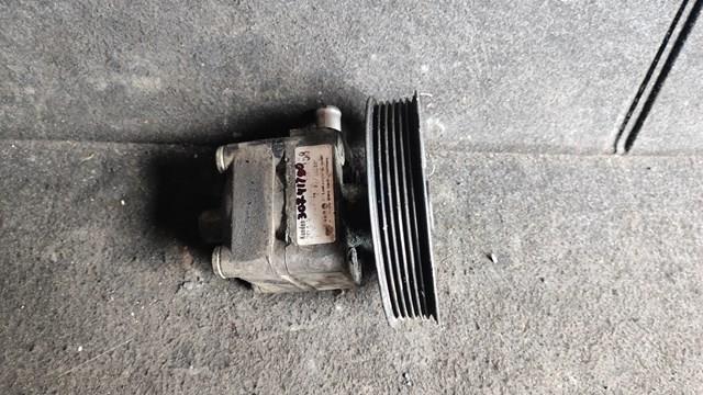 Насос рулевого механизма 30741790 VOLVO