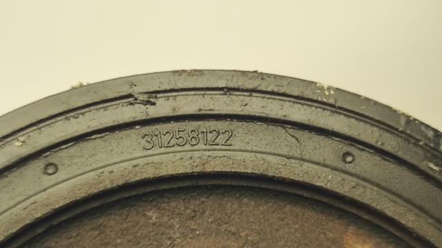 31258122 VOLVO Шкив коленвала купить в Тернополь