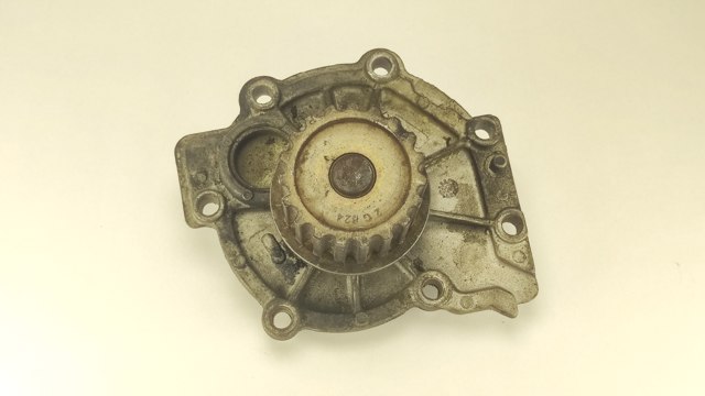 31293668 Помпа водяная (насос) охлаждения купить Кривой Рог