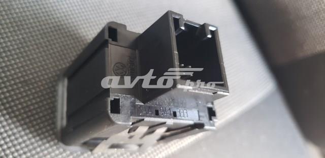 3AA941333 VAG Кнопка (регулятор) корректора фар купить в Кривой Рог